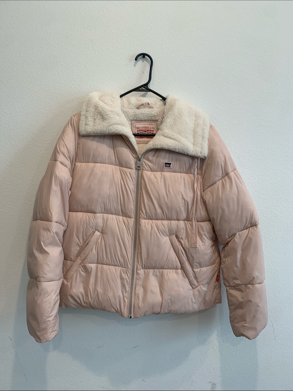Levi’s Ladies Puffer Jacket - Picture 7 of 14